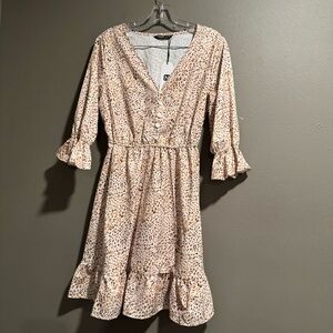 NWT Noracora Mid Length Soft And Lightweight Summer Dress Size Small